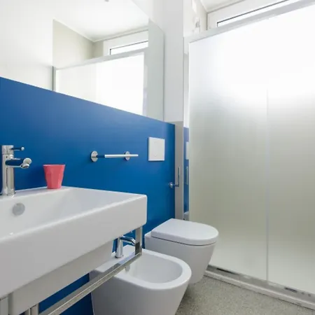 Apartment Colorful In Lignano